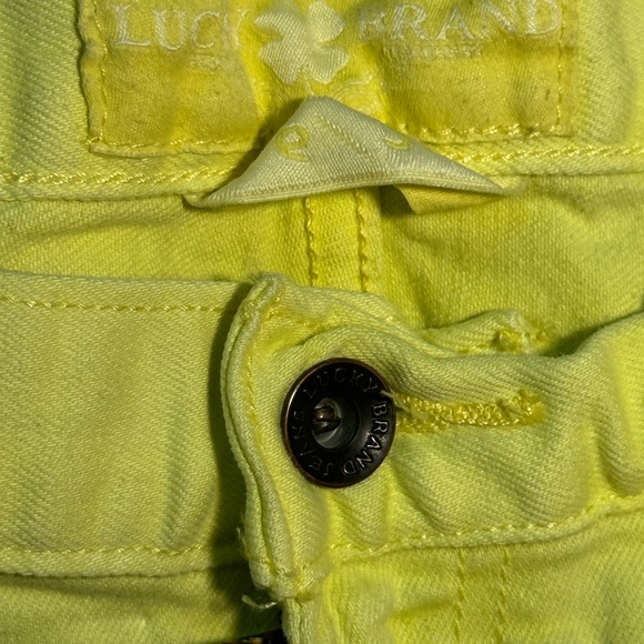 Lucky Brand Neon Yellow Cutoff Denim
Shorts - Women's Size 28 - Picture 4 of 5